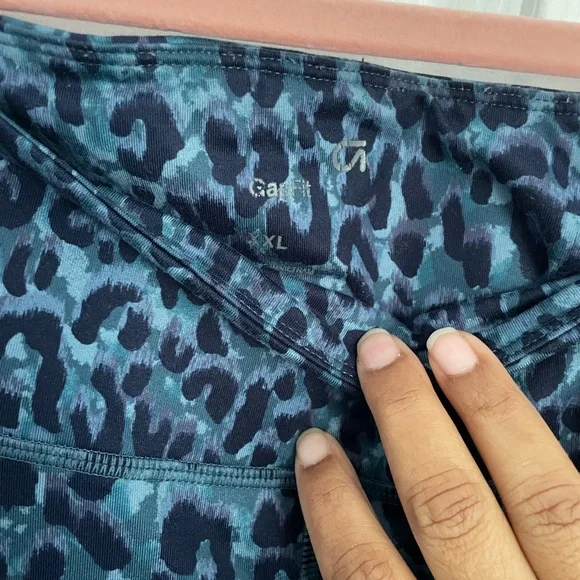 Women's Blue Leopard Print Sports Bra and Legging set - Picture 9 of 10